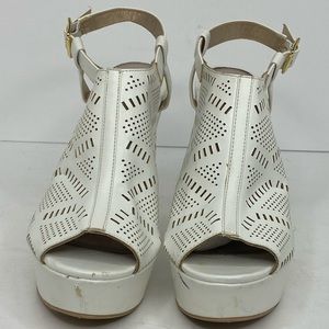White wedges